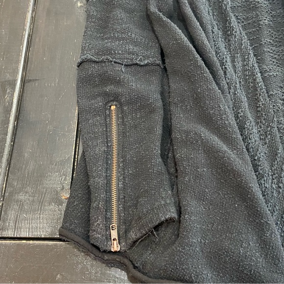 Free People In The Loop Cardigan Sweater Waterfall Black Terry Pockets zip Sz M - Picture 3 of 8